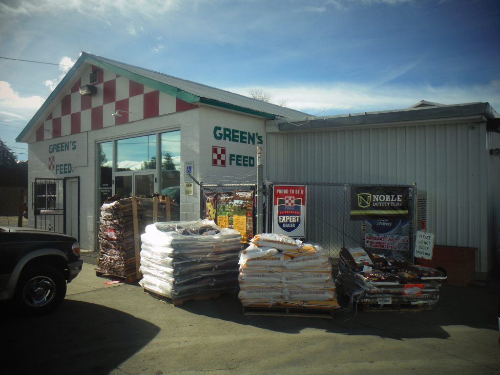 homesteading-communities